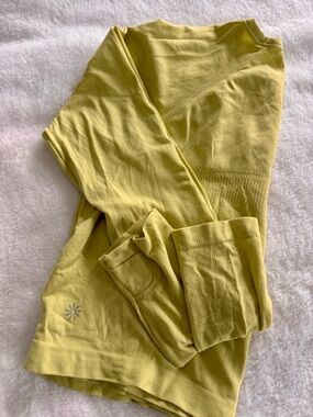 Athleta Girl Yellow Active Long Sleeve Top